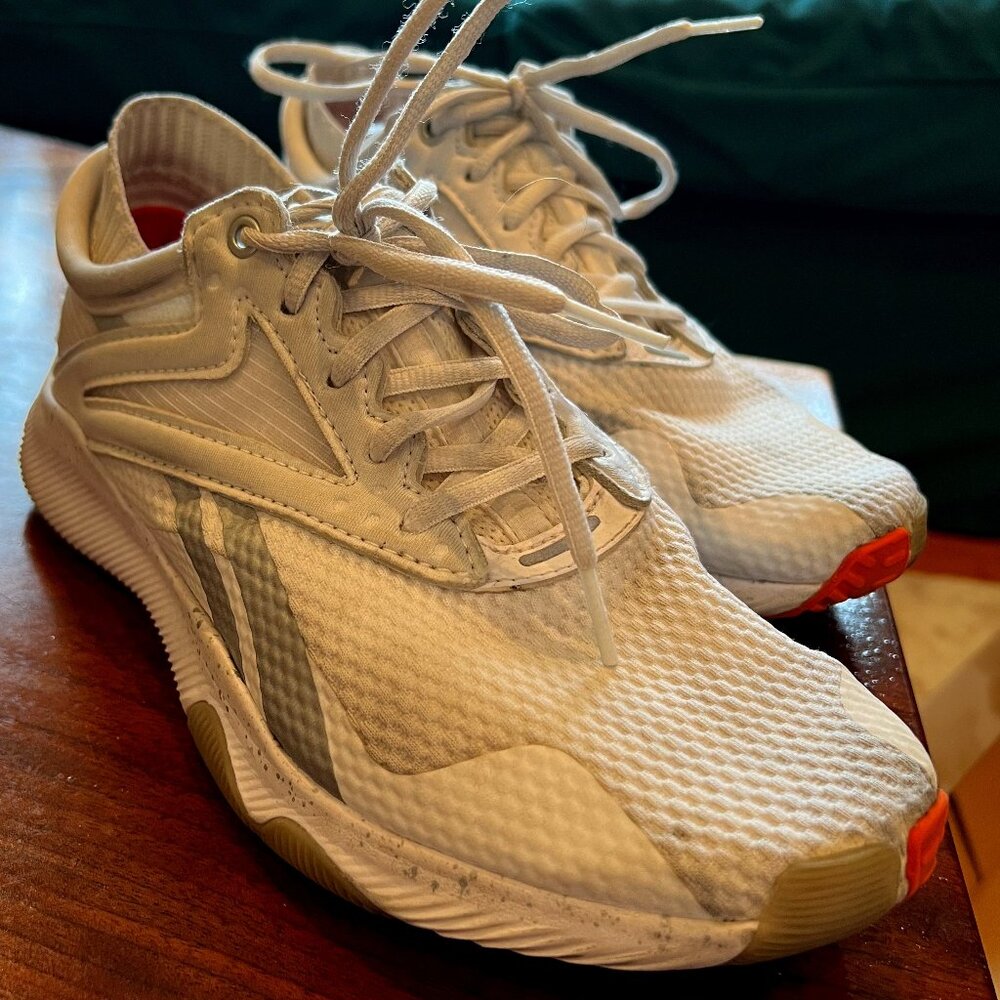 Reebok hiit chalk / orange cross training shoes - size 8